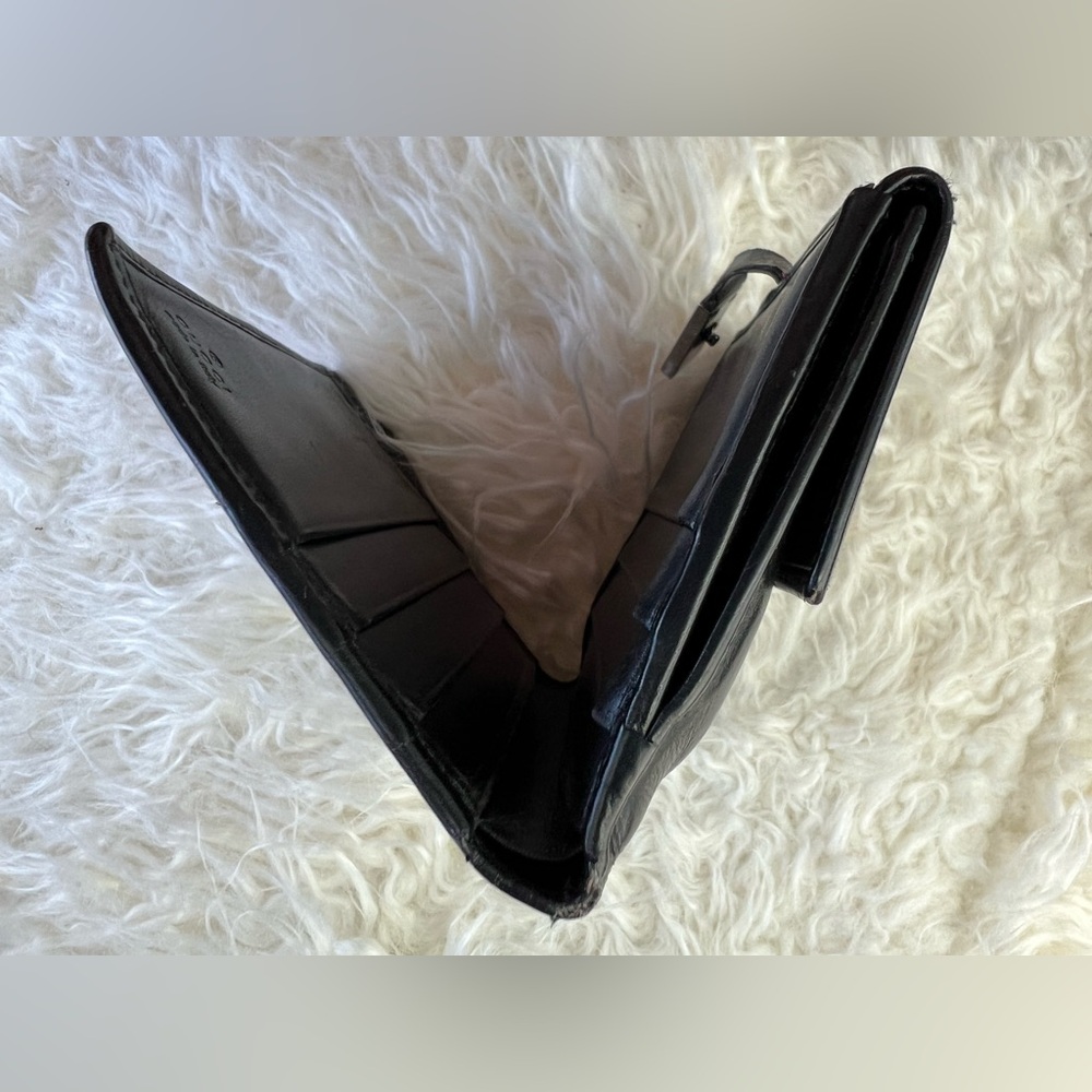 Gucci Black Leather Wallet with Silver Hardware - Picture 7 of 10